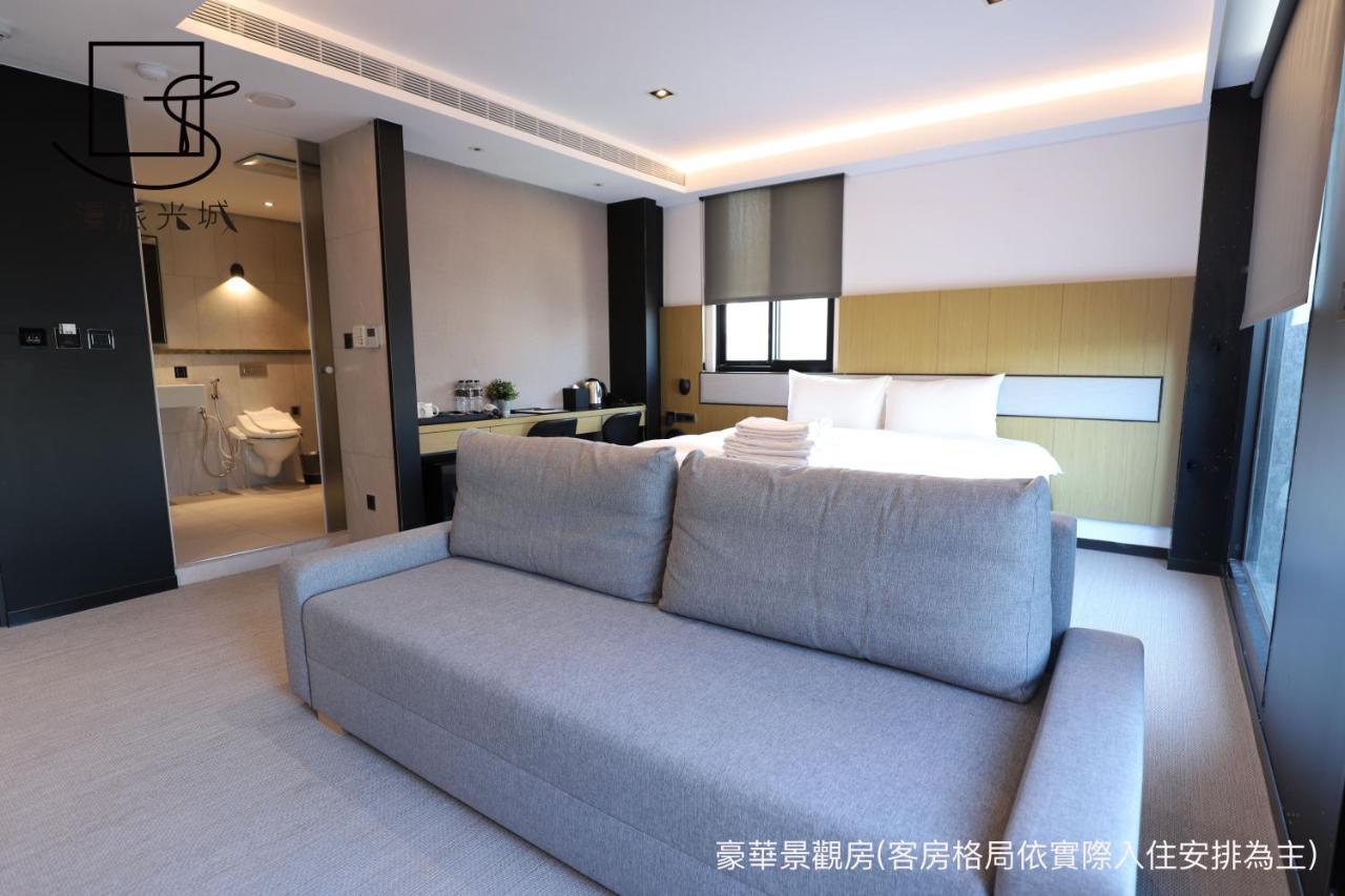Slow Town Hotel-Glowing Taichung Exterior photo