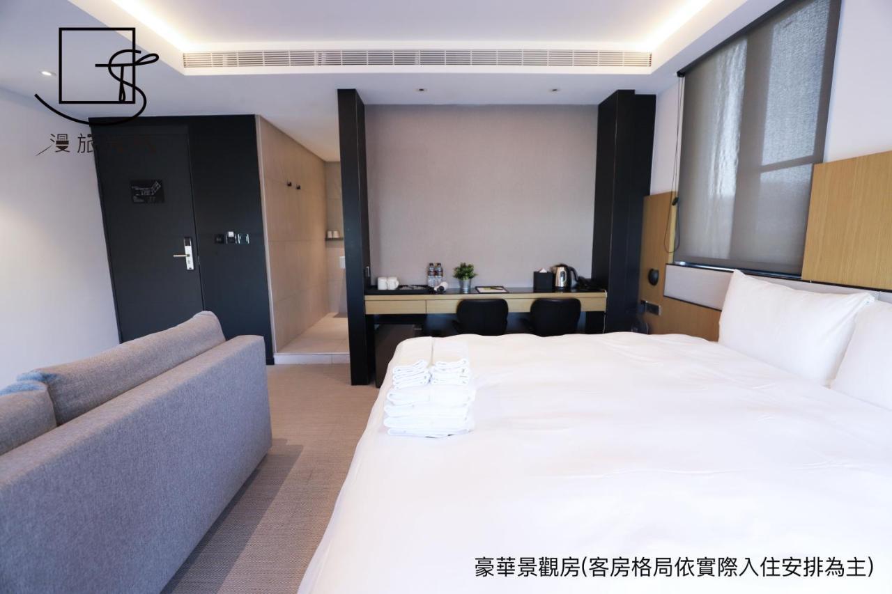 Slow Town Hotel-Glowing Taichung Exterior photo